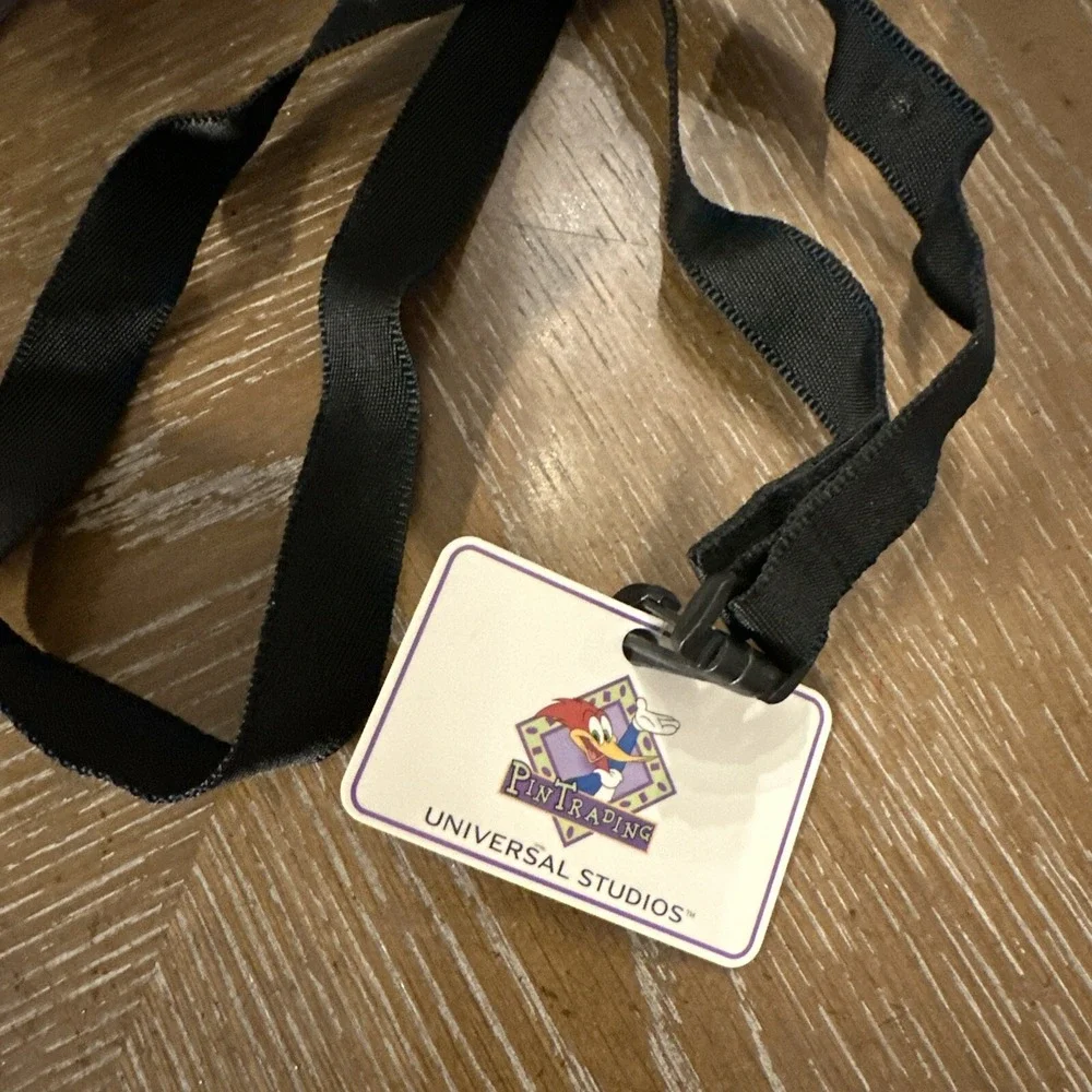 universal studies‎ pin trader lanyard
